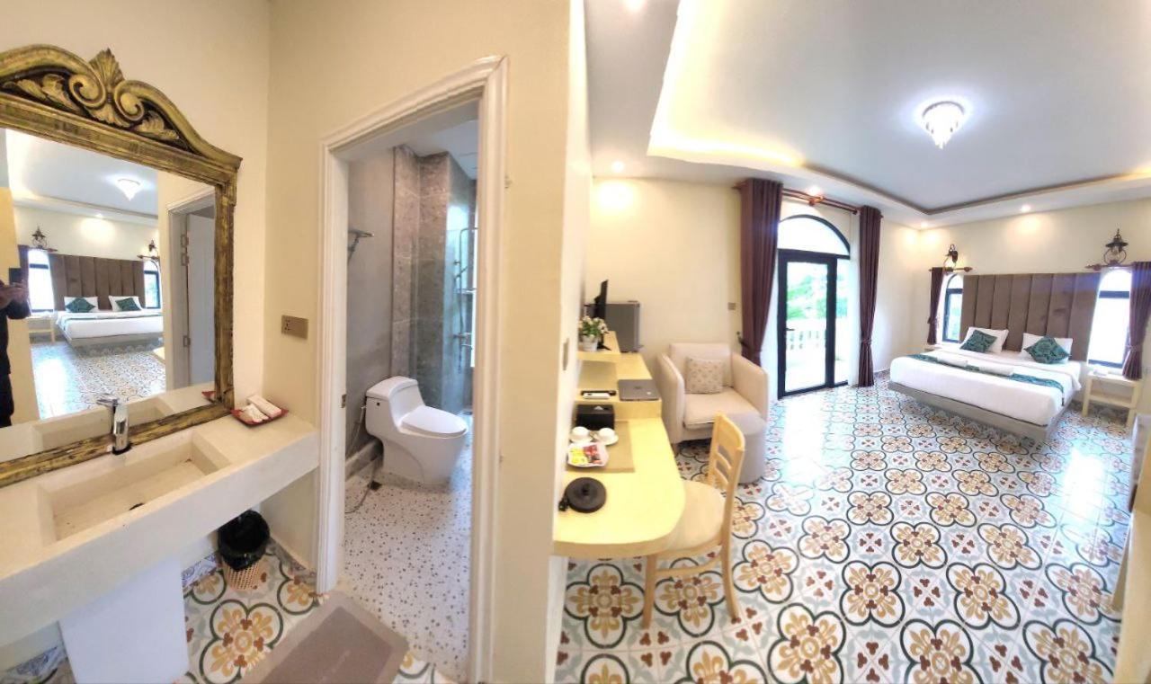 Hang Meas Boutique Hotel Kampot Bagian luar foto