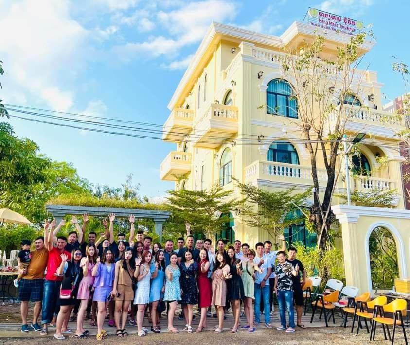 Hang Meas Boutique Hotel Kampot Bagian luar foto