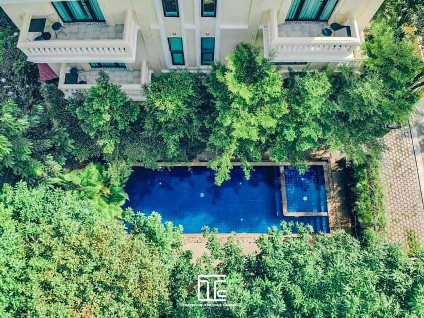 Hang Meas Boutique Hotel Kampot Bagian luar foto